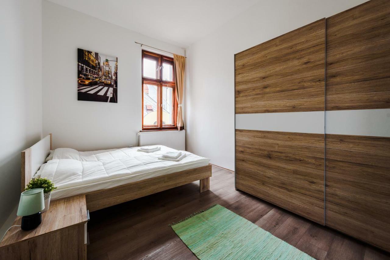 Gold Apartment - Дьёр Экстерьер фото